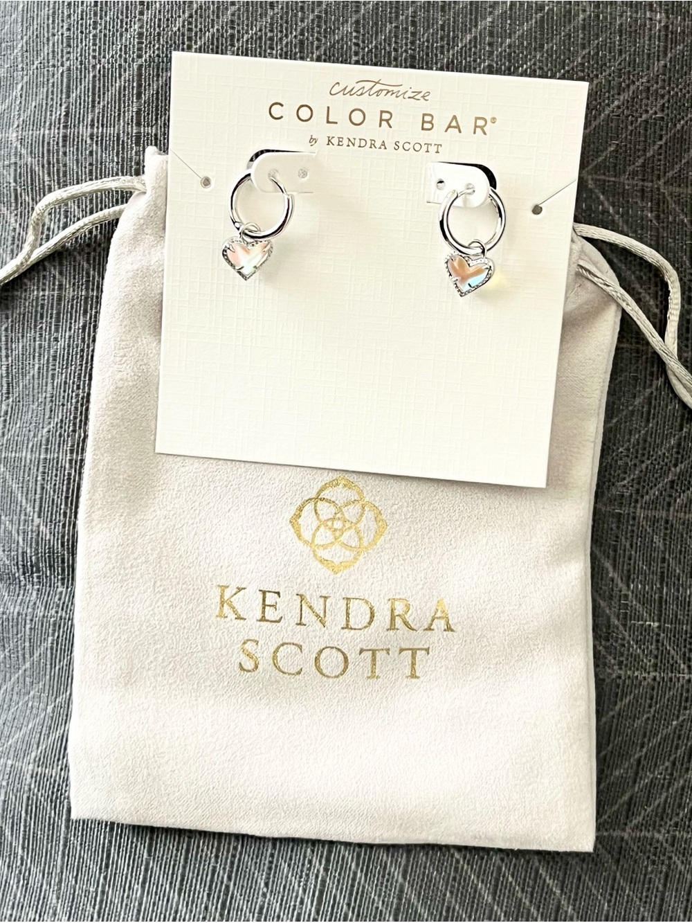 NWT Kendra Scott Silver Hoop Earrings with Iridescent Heart Charms & Dust Bag